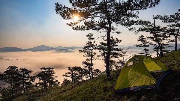 Découvrez le Charme du Camping à Laruns 64 : Votre Guide Complet pour une Escapade en Pleine Nature